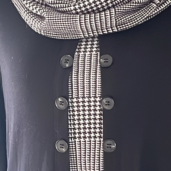 Ladies, long sleeve black tunic top - Picture 5 of 6